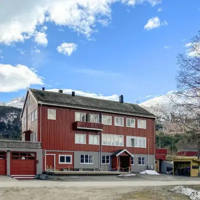 Pet Friendly Apartment In Tresfjord