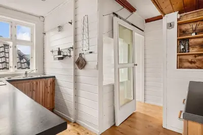 Gallery image of Dinbnb Homes I 200m to Bryggen I Make Memories with Friends and Family! in Bergen