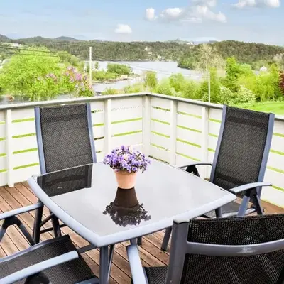 Beautiful Home In Sveio With Wifi