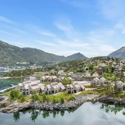 Modern house by the Fjord in Sandane