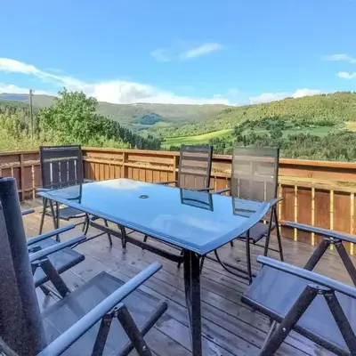 3 Bedroom Stunning Home In Vossestrand
