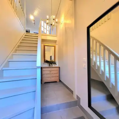 Mercury House