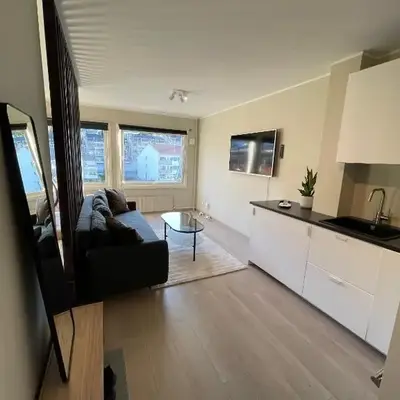 Modern apartment ONLY 5 minutes from City Centre