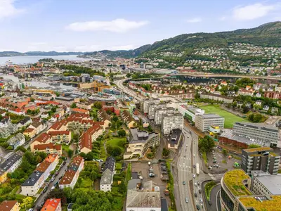 an aerial view of a city with roads and buildings at Pergola - Free parking - 5 min walk to facilities in Bergen
