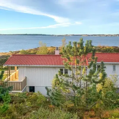 3 Bedroom Nice Home In Kvenvær