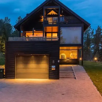 Villa suitable for 8 during XC championship