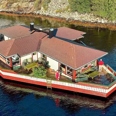8 person holiday home in Kalvåg-By Traum