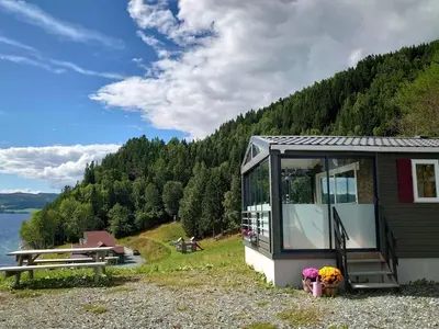 Gallery image of Litj-stua - innholdsrikt minihus med stor utsikt in Røstad