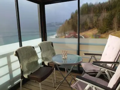 Gallery image of Litj-stua - innholdsrikt minihus med stor utsikt in Røstad