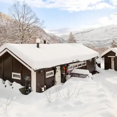 3 Bedroom Amazing Home In Tysse
