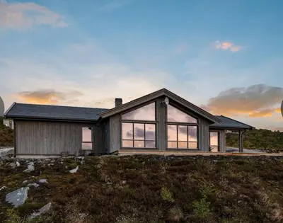 Gallery image of Flott hytte med høy standard og unik utsikt in Lensvik