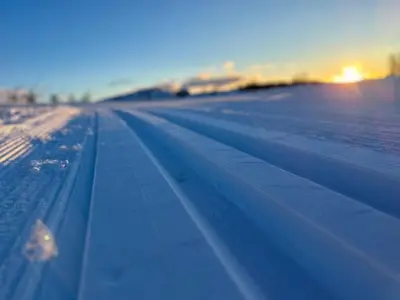 a view of the wing of an airplane in the snow at Modern Cozy Cabin Near Langsua National Park in Heggenes