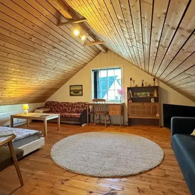Cozy Cabin