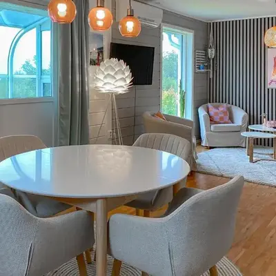 Gorgeous Home In Sørbøvågen With Wifi