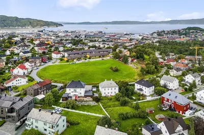 an aerial view of a small town with houses at Leilighet i herskapelig villa in Trondheim