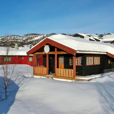 Nostalgic Cabin With 3 Br