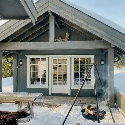 Cozy Modern Cabin Near Sjusjøen