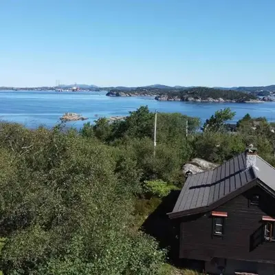 Charming Artist's Cabin With Sea View Near Bergen