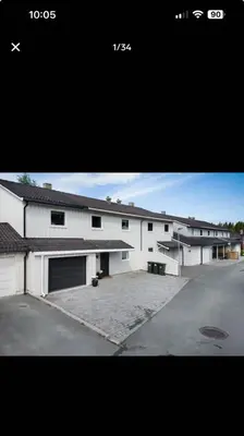 two pictures of a white house with a driveway at Villa til leie under SKI-VM in Trondheim