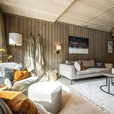 Cozy ski in & out apartment