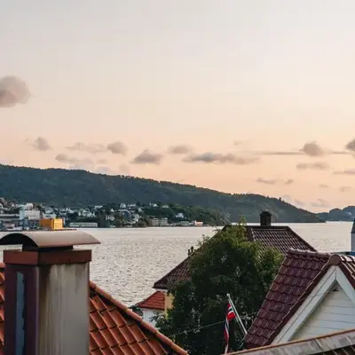 Bergens Nr1 smau I Enkel innsjekk I Sjøutsikt