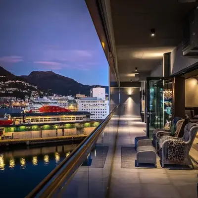 Exclusive Penthouse with Bryggen Views I MUST SEE