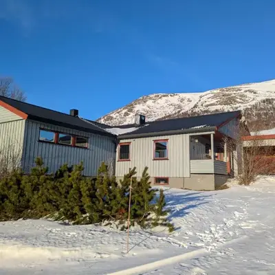 Three bedroom home with an amazing mountain view!