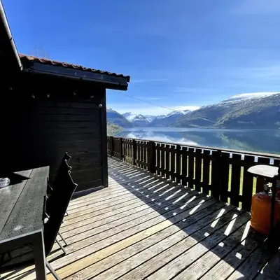 Stryn - Faleide - Cabin Fjord view