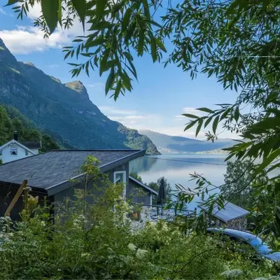 Fjord Cabin with Panoramic View & Private Balcony