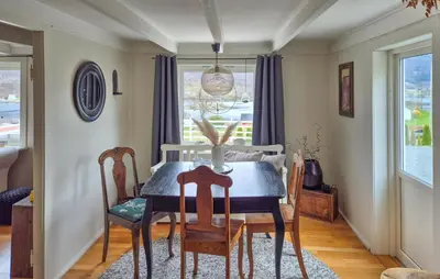 a dining room with a table and chairs at Pet Friendly Home In Nedre Vats in Åmsosen