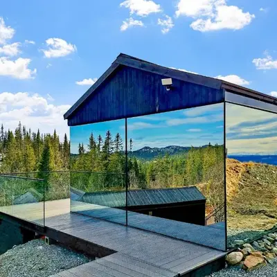 Spegill Escape to Mirror Glass and Breathtaking Calm at 1000m