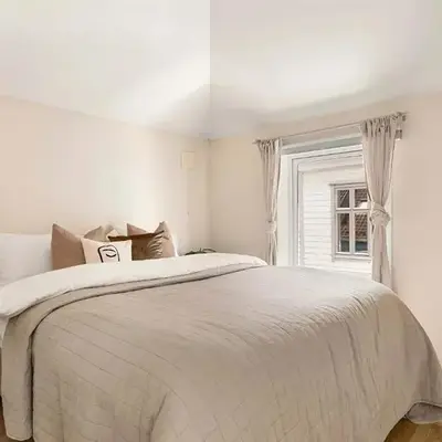 Modern Apartment in Charming Area