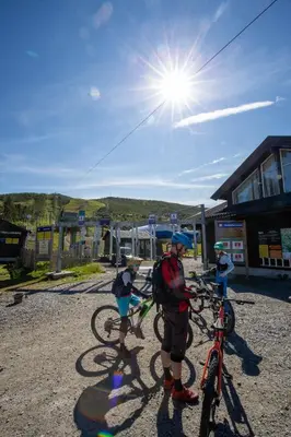 a group of people standing with their bikes at Dream cabin by Geilo, ski-in ski-out with room for the whole family in Geilo