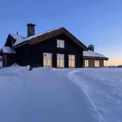 Charming Log Cabin With Modern Luxury