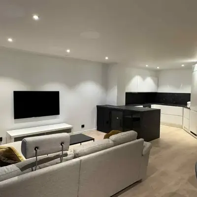 Modern Apartment in City Center with Parking Garage