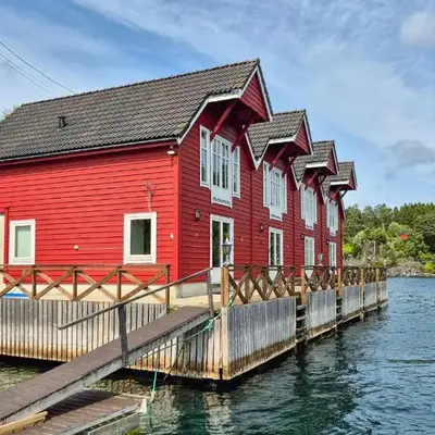 Cozy Home In Lepsøy With House Sea View