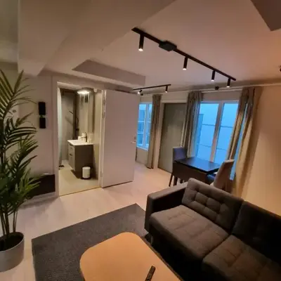 Central Apartment for 4