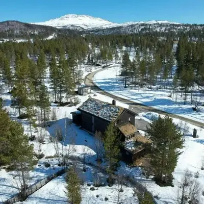 Family Cabin By The River In Hovden