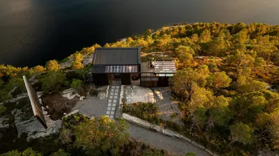 an aerial view of a house on top of a mountain at Speilhus med badestamp - en unik naturopplevelse in Solem