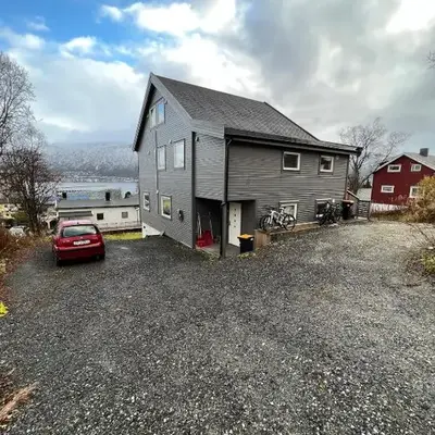 Nice little studio centrally located