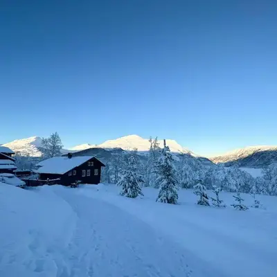 Relaxing Mountain Cabin In Scenic Surroundings