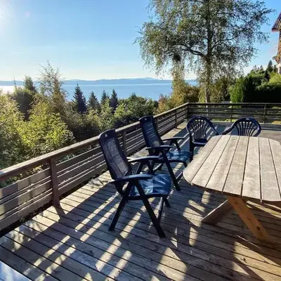 6 person holiday home in LEKSVIK