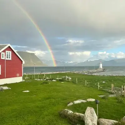 Historic Lighthouse Keeper's House At Høgstein