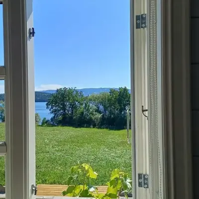 Lovely tiny house with a dream view !