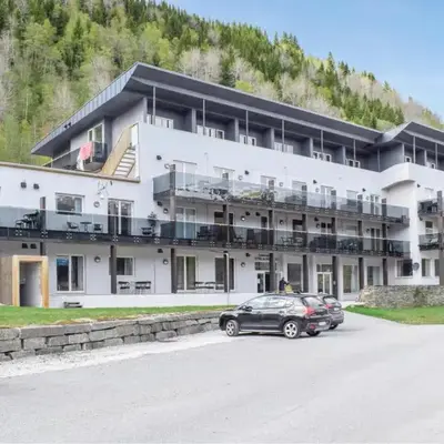 Lake Resort - Pool & Sauna