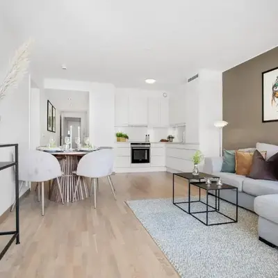 Modern apartment by the sea - Free parking