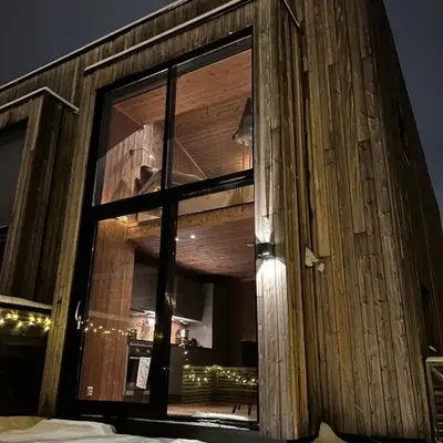 Charming and modern ski-in ski-out cottage