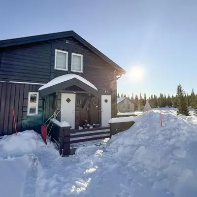 Gorgeous Home In Sjusjøen With Wifi