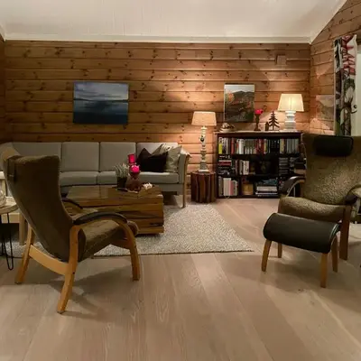 Family-Built Cabin At The Three Line