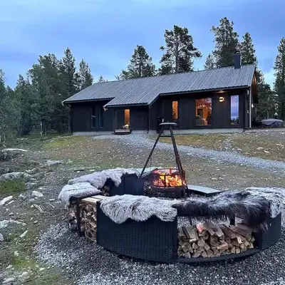 Cabin At The Gateway To Jotunheimen